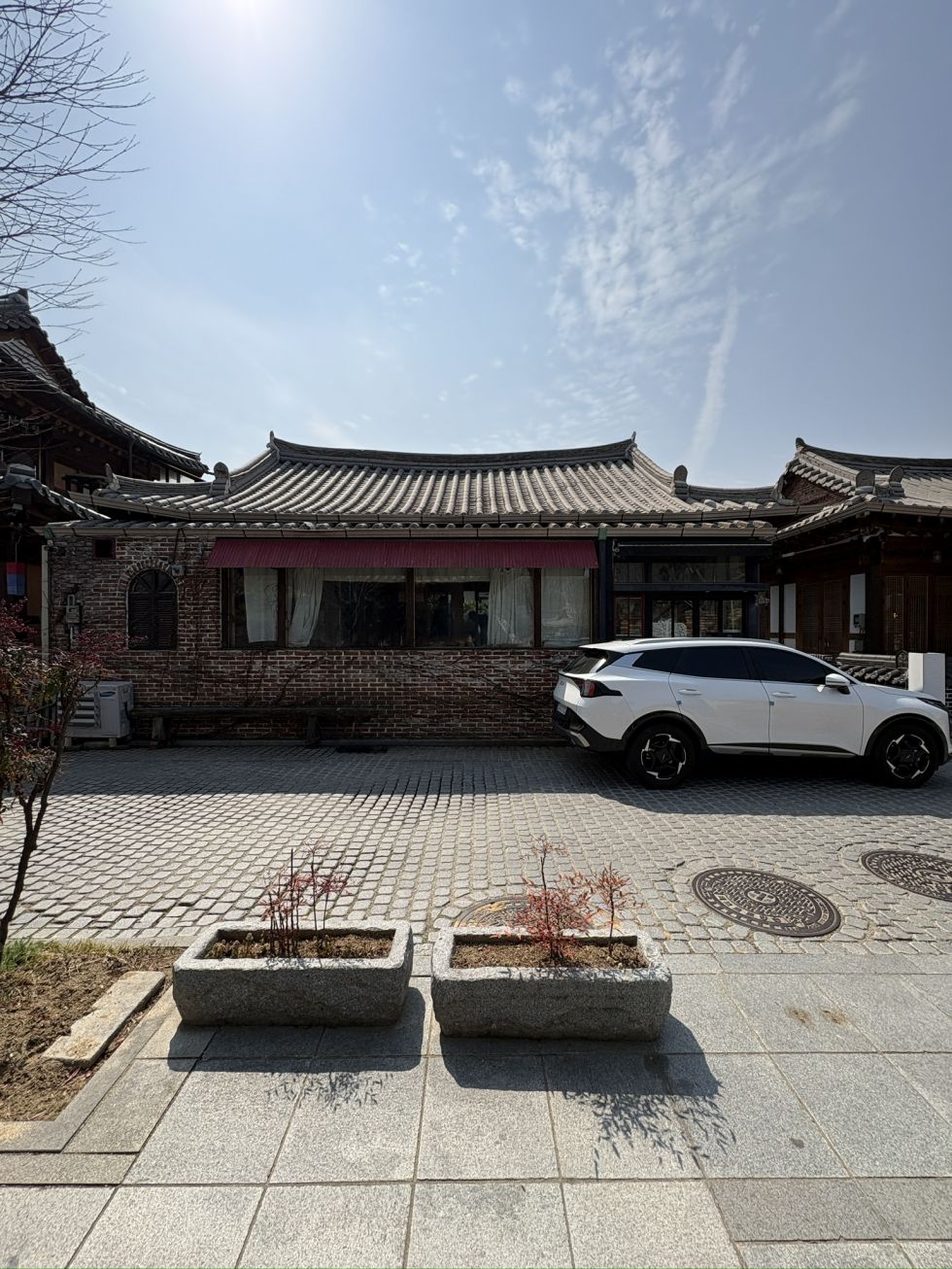 전북 전주완산구 교동 전주의 시간 속에 조용히 놓인 한 채 매매 매물번호 11034 사진 1