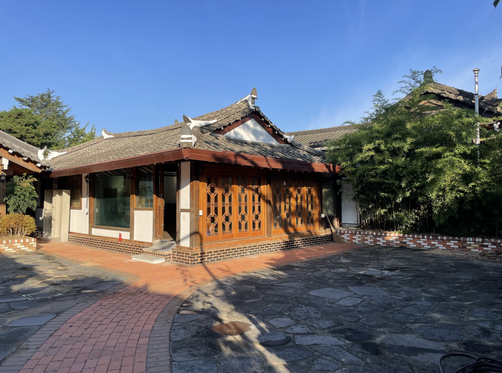 전북 전주완산구 풍남동3가 한옥마을 은행로 14억원 매매 단독건물(근린생활시설) 일반음식점 영업신고증 유 매매 매물번호 10110 사진 1